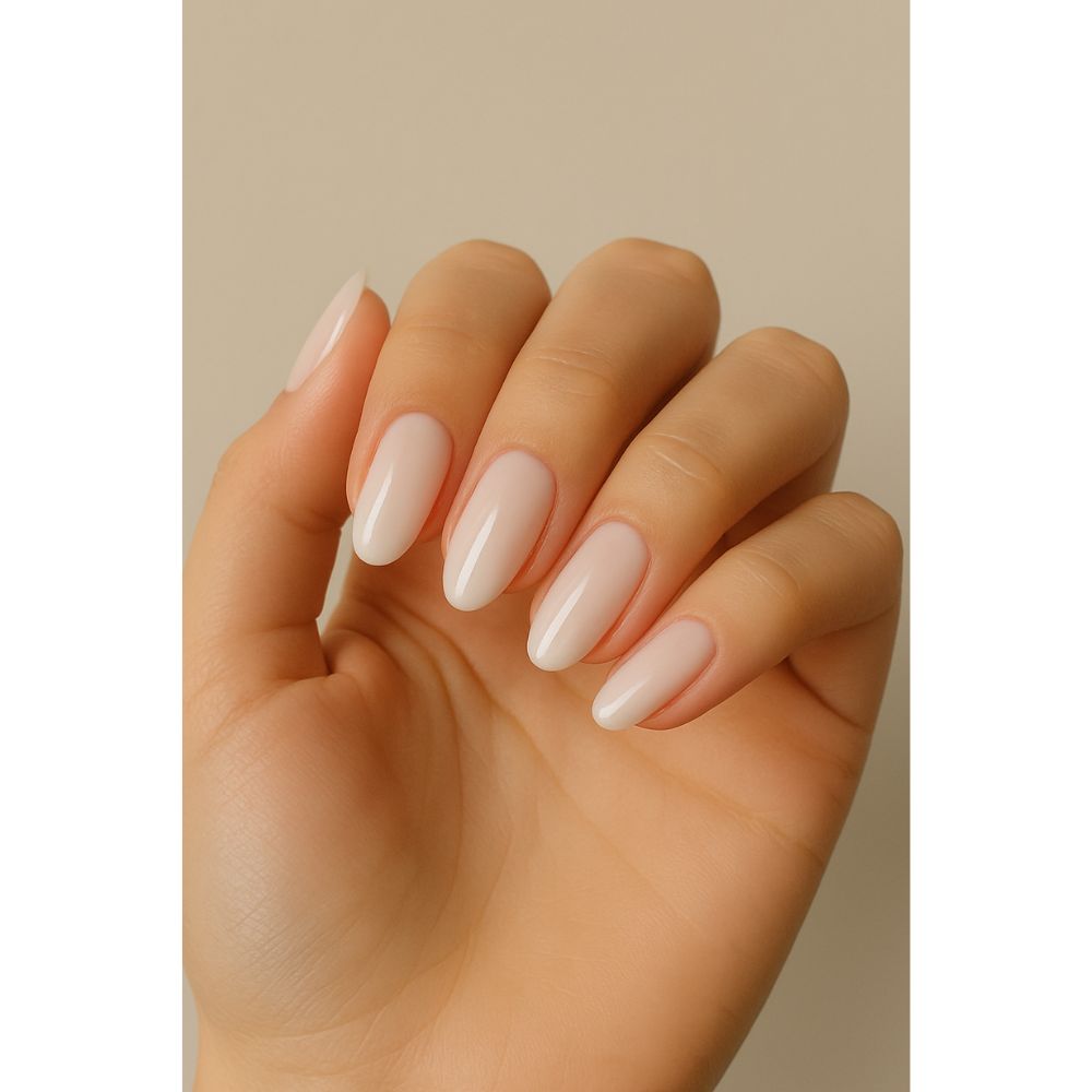 Smalto alle unghie milky nails